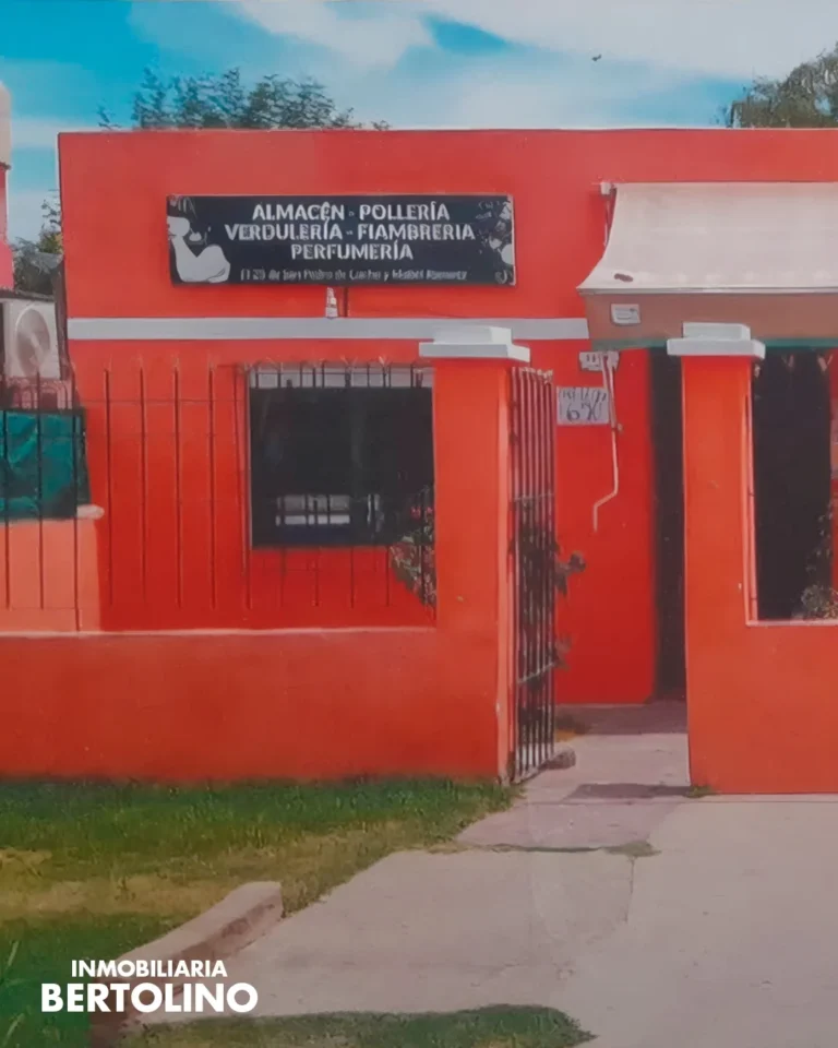 🔹 casa en venta 🔹➡️ b° san pedro, luján.el trébol 1492, esq. las hortensias.🔹ubicada a 2 cua